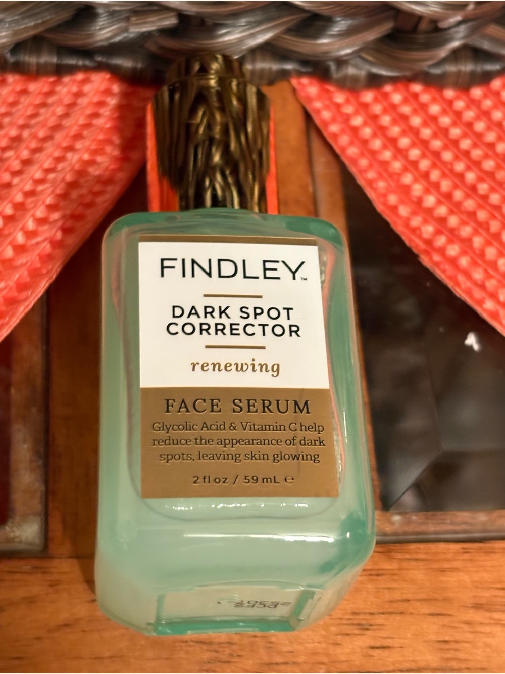 Findley  Dark Spot Corrector  2.0 fl oz. renewing face serum .